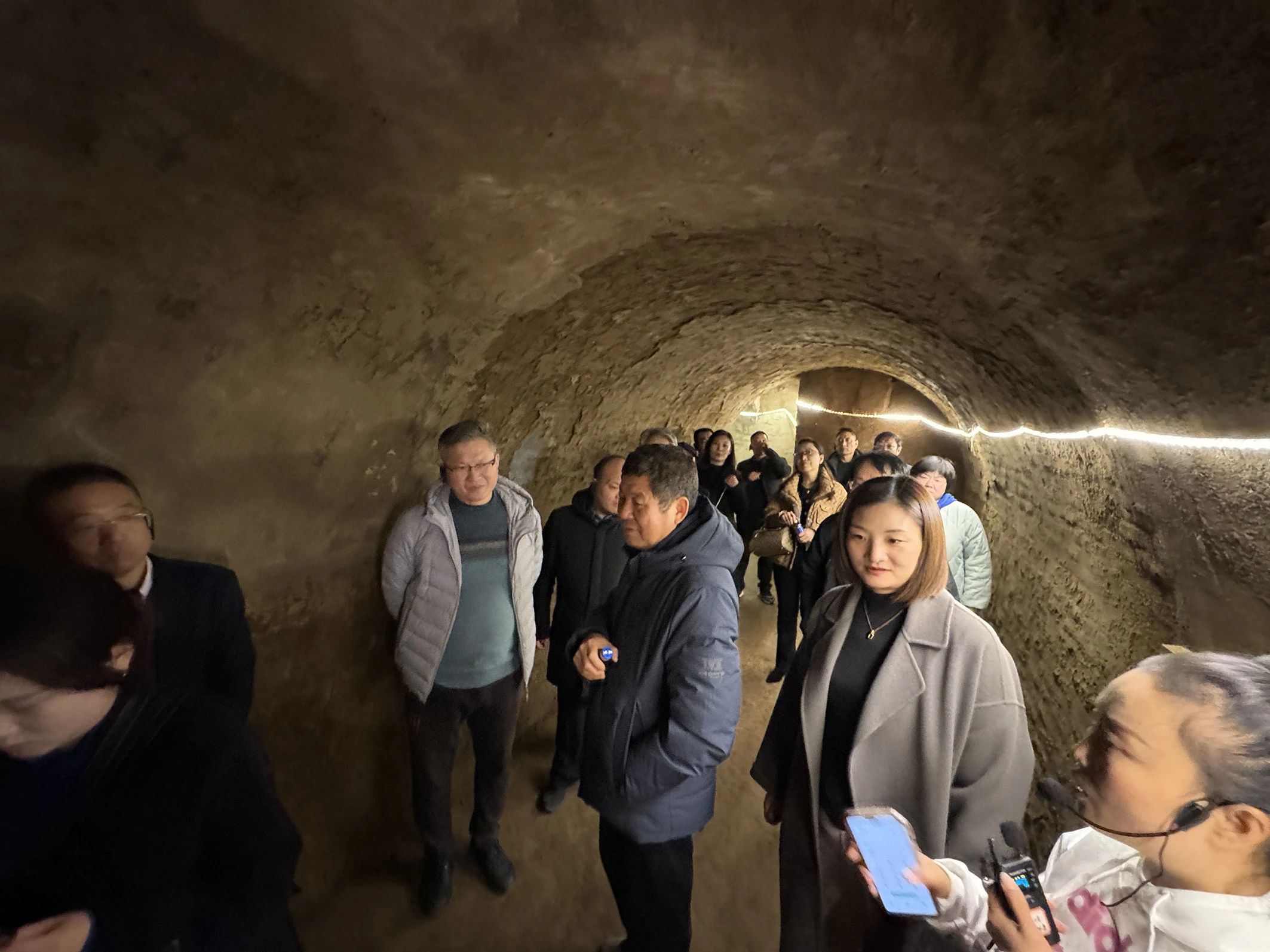 1702348959261844.jpg 1702348959261844.jpg