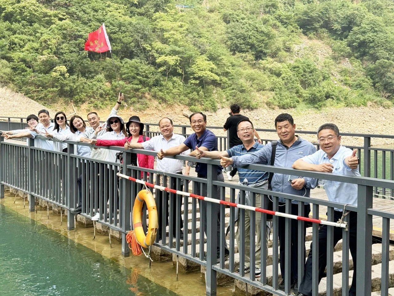 1716536997493903.jpg 1716536997493903.jpg