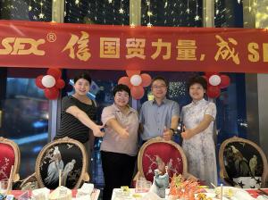 25年8月國際貿(mào)易部克里司汀團建